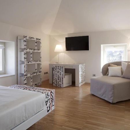 Santa Cesarea Residence Luxury Suite - La Vetta Del Sasso Barisano Matera Esterno foto